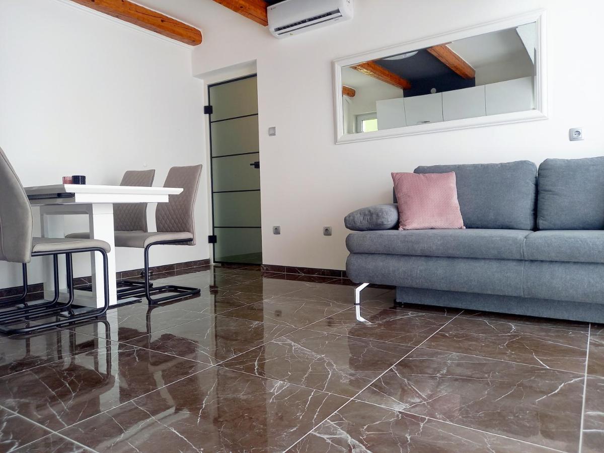 La Catedral Apartment Sveti Petar  Bagian luar foto