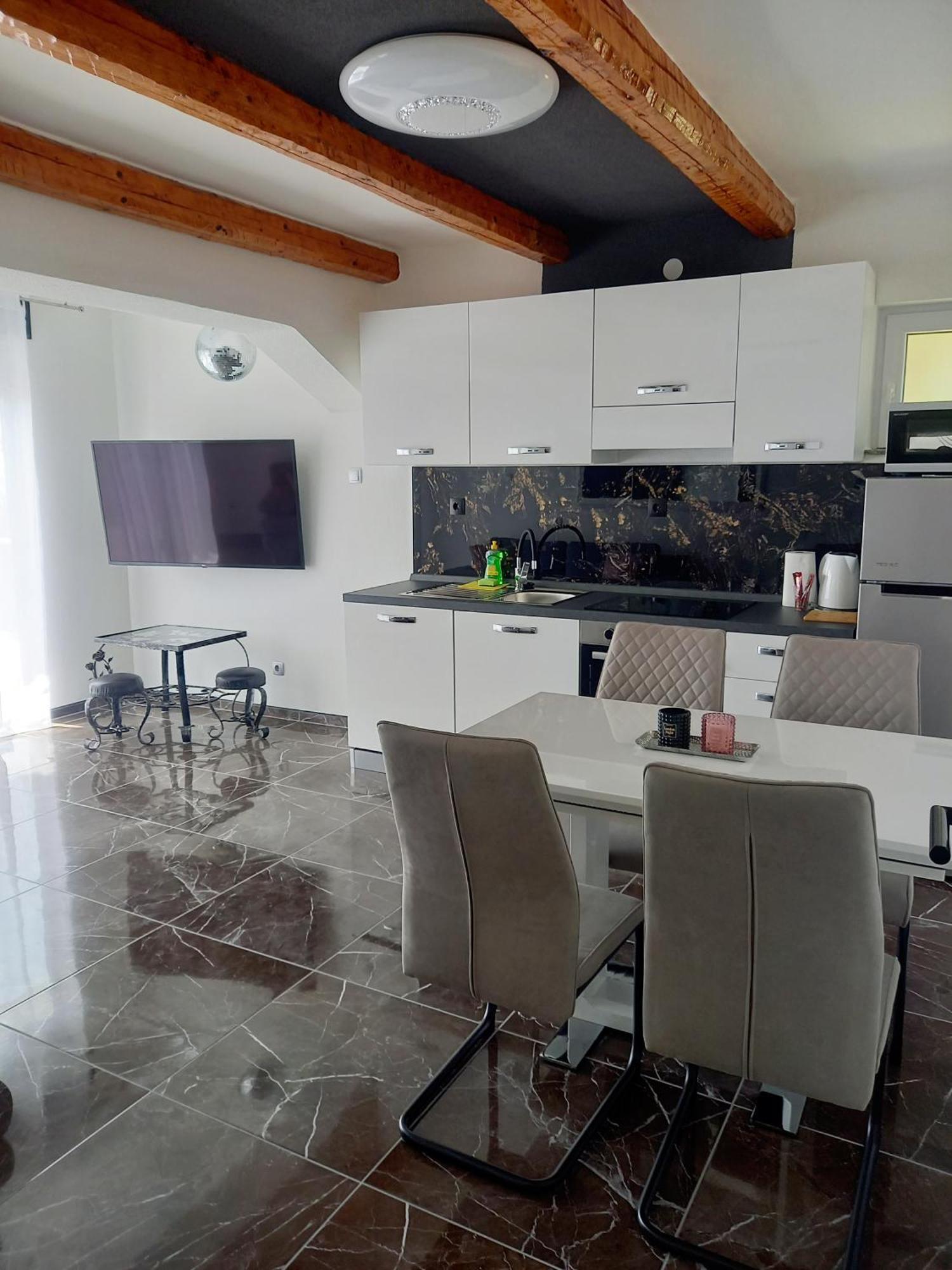 La Catedral Apartment Sveti Petar  Bagian luar foto
