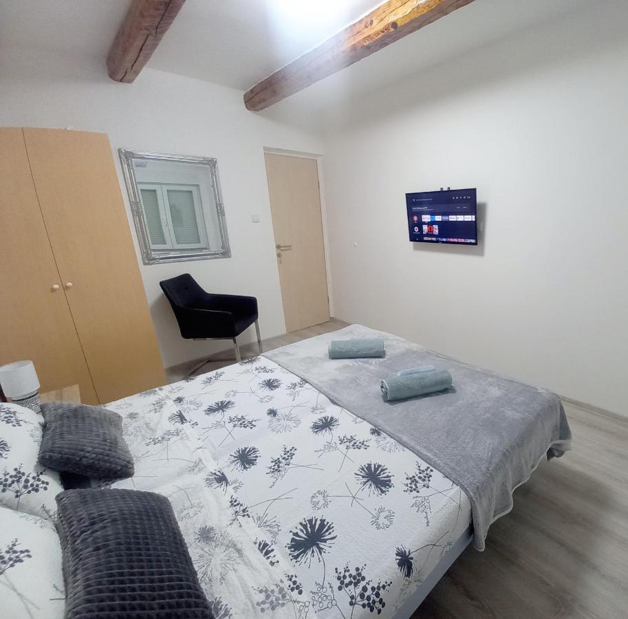 La Catedral Apartment Sveti Petar  Bagian luar foto