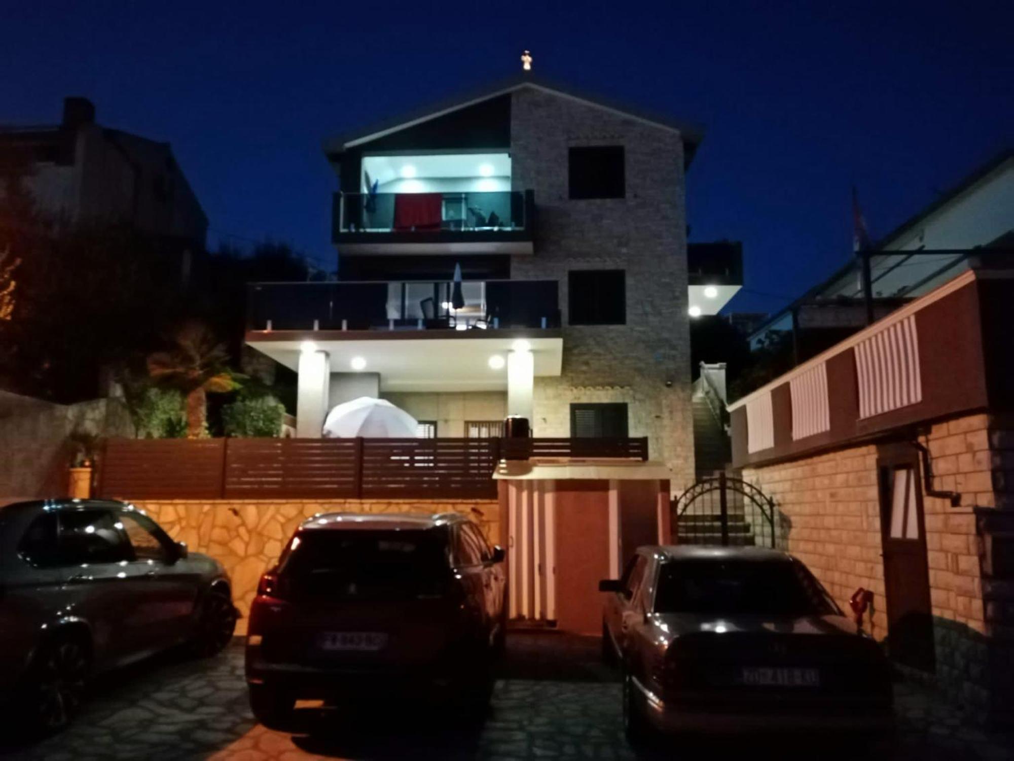 La Catedral Apartment Sveti Petar  Bagian luar foto